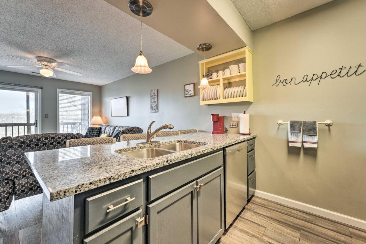 Inviting Branson West Condo With Pool Access Exterior foto